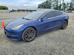 5YJ3E1EB5JF093681 2018 TESLA MODEL 3