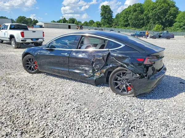 5YJ3E1EB5JF097004 2018 TESLA MODEL 3 - Image 2