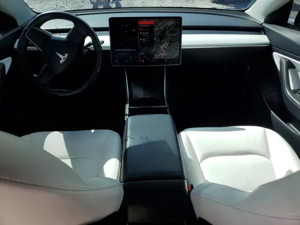 5YJ3E1EB5JF097004 2018 TESLA MODEL 3 - Image 8