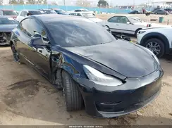5YJ3E1EB5JF100354 2018 TESLA MODEL 3