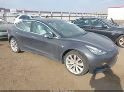 5YJ3E1EB5JF100418 2018 TESLA MODEL 3