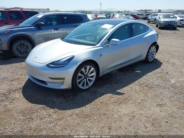 5YJ3E1EB5JF100578 2018 TESLA MODEL 3 - Image 2