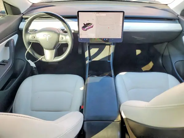 5YJ3E1EB5JF100645 2018 TESLA MODEL 3 - Image 8