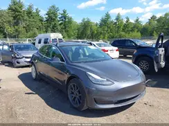 5YJ3E1EB5JF103691 2018 TESLA MODEL 3