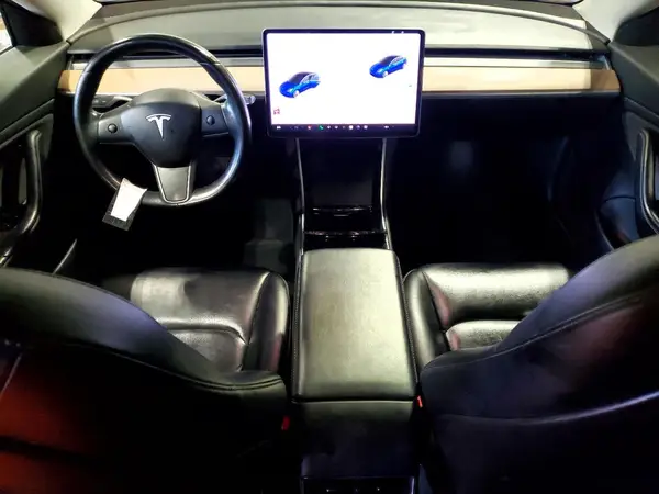 5YJ3E1EB5JF107529 2018 TESLA MODEL 3 - Image 8
