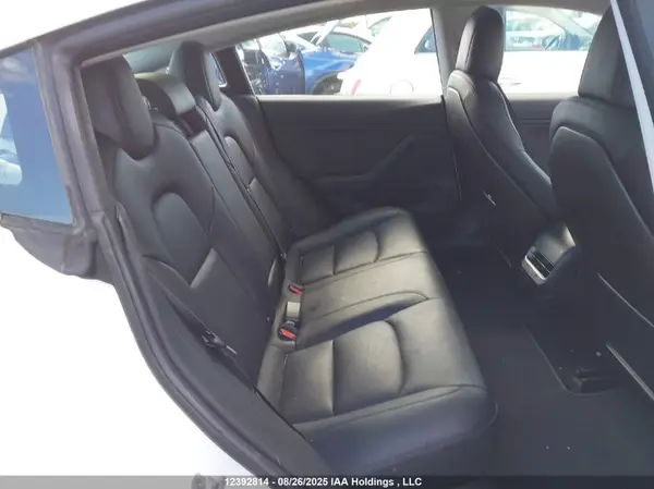 5YJ3E1EB5JF109491 2018 TESLA MODEL 3 - Image 8