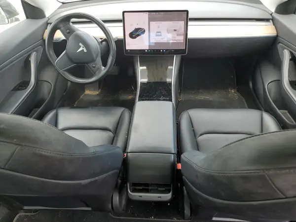 5YJ3E1EB5JF113539 2018 TESLA MODEL 3 - Image 8