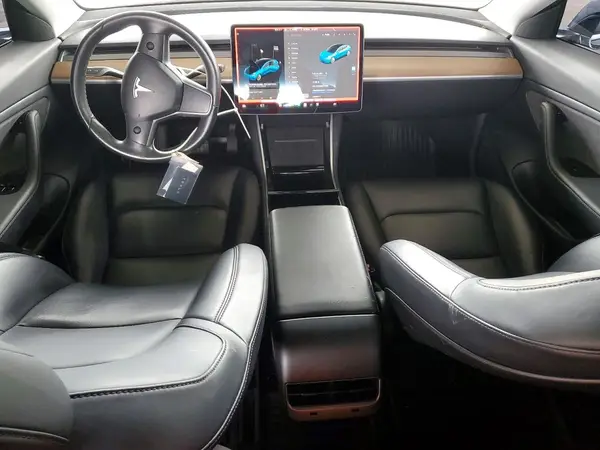5YJ3E1EB5JF115985 2018 TESLA MODEL 3 - Image 8