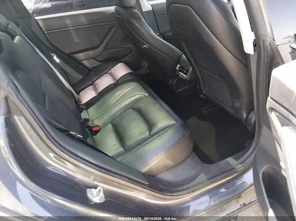 5YJ3E1EB5JF119647 2018 TESLA MODEL 3 - Image 8