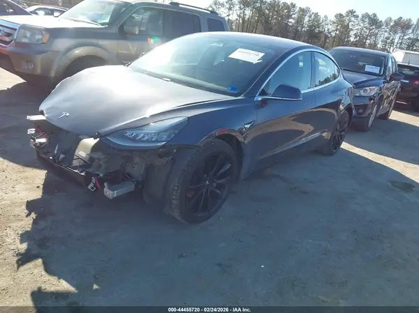 5YJ3E1EB5JF121236 2018 TESLA MODEL 3 - Image 2