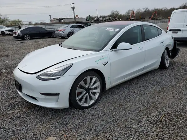 5YJ3E1EB5JF122015 2018 TESLA MODEL 3 - Image 1