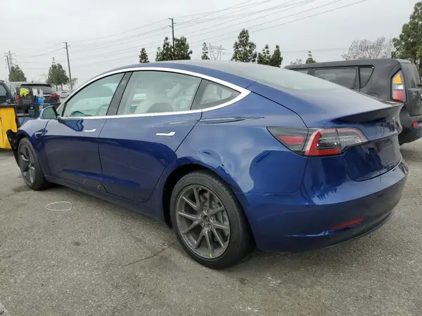 5YJ3E1EB5JF122189 2018 TESLA MODEL 3 - Image 2