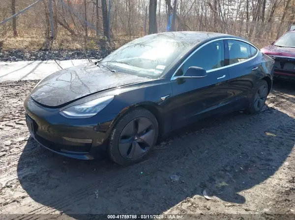 5YJ3E1EB5JF127358 2018 TESLA MODEL 3 - Image 2