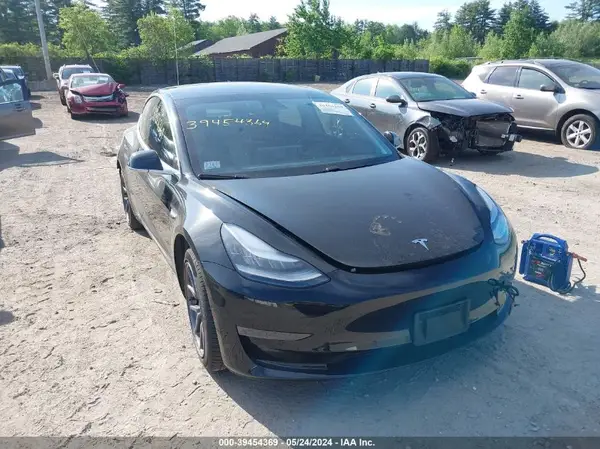 5YJ3E1EB5JF127408 2018 TESLA MODEL 3 - Image 1