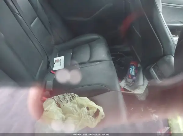 5YJ3E1EB5JF128459 2018 TESLA MODEL 3 - Image 8