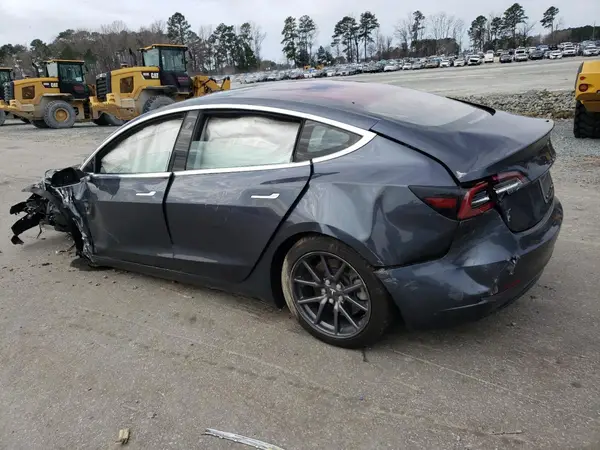 5YJ3E1EB5JF130437 2018 TESLA MODEL 3 - Image 2