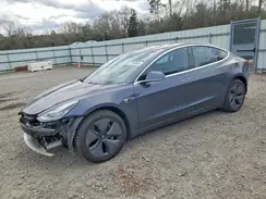 5YJ3E1EB5JF130518 2018 TESLA MODEL 3