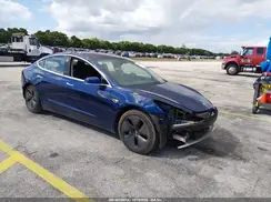 5YJ3E1EB5JF130597 2018 TESLA MODEL 3