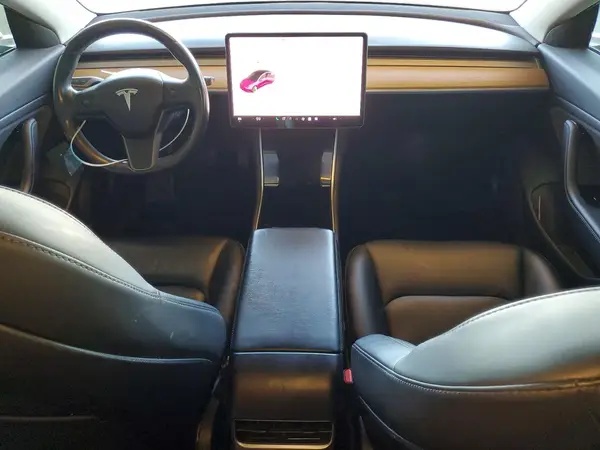 5YJ3E1EB5JF132401 2018 TESLA MODEL 3 - Image 8