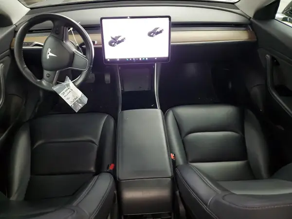 5YJ3E1EB5JF144239 2018 TESLA MODEL 3 - Image 8