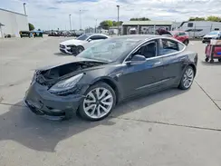 5YJ3E1EB5JF144273 2018 TESLA MODEL 3
