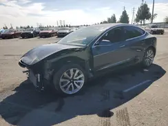 5YJ3E1EB5JF145343 2018 TESLA MODEL 3