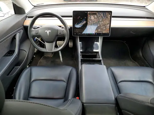 5YJ3E1EB5JF151501 2018 TESLA MODEL 3 - Image 8
