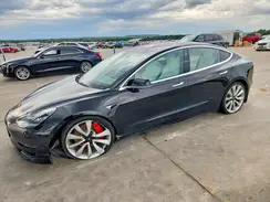 5YJ3E1EB5JF171084 2018 TESLA MODEL 3