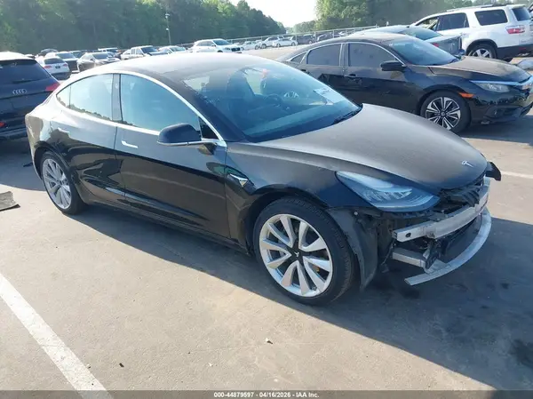 5YJ3E1EB5JF178410 2018 TESLA MODEL 3 - Image 1