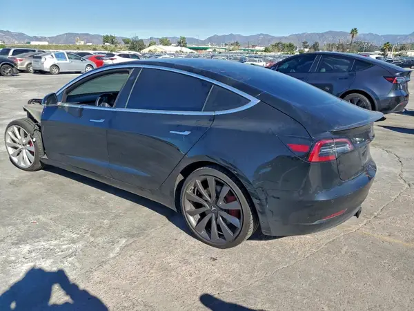 5YJ3E1EB5JF180948 2018 TESLA MODEL 3 - Image 2