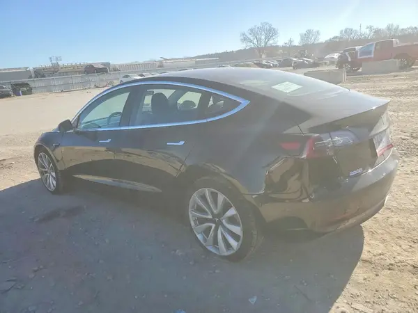 5YJ3E1EB5JF182747 2018 TESLA MODEL 3 - Image 2