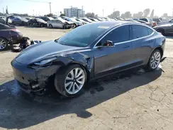 5YJ3E1EB5JF185311 2018 TESLA MODEL 3