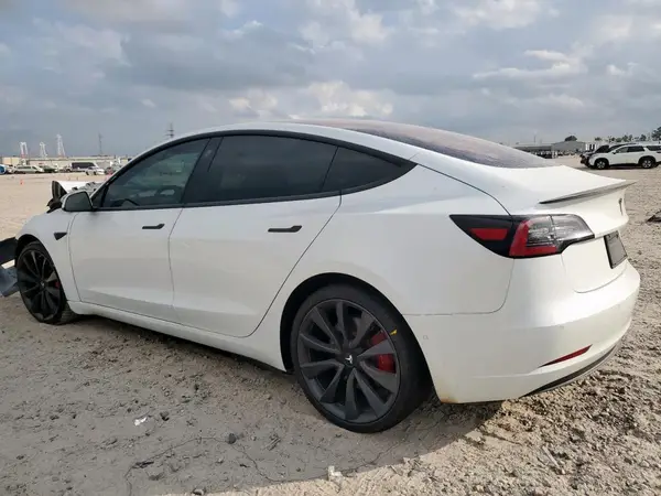 5YJ3E1EB5JF186023 2018 TESLA MODEL 3 - Image 2