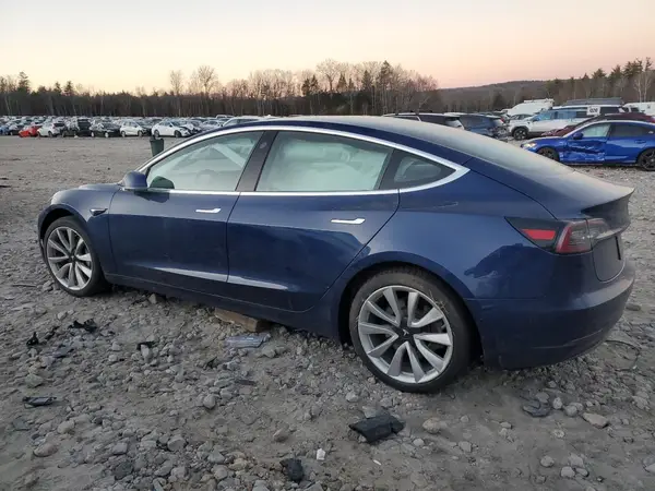 5YJ3E1EB5JF187284 2018 TESLA MODEL 3 - Image 2