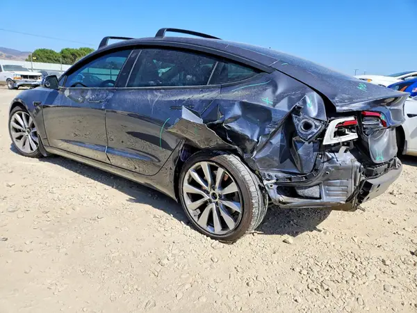 5YJ3E1EB5JF188208 2018 TESLA MODEL 3 - Image 2