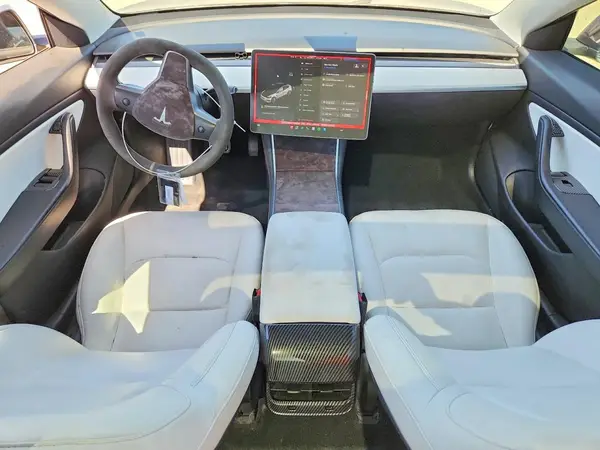 5YJ3E1EB5JF188208 2018 TESLA MODEL 3 - Image 8