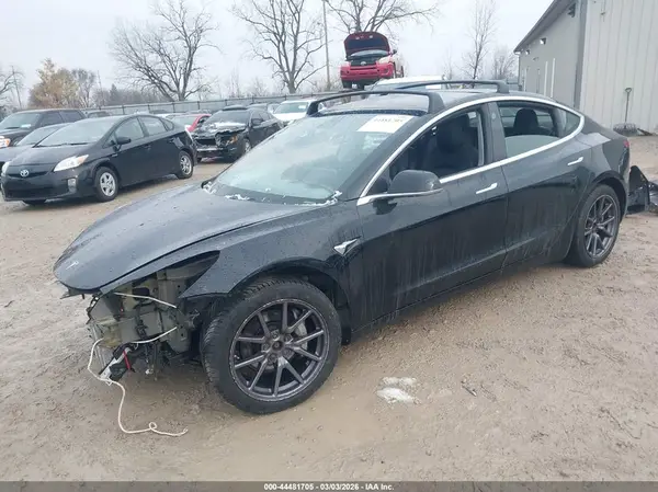 5YJ3E1EB5KF191241 2019 TESLA MODEL 3 - Image 2