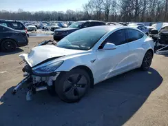 5YJ3E1EB5KF199663 2019 TESLA MODEL 3