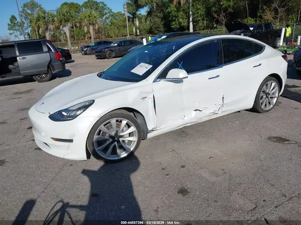 5YJ3E1EB5KF200066 2019 TESLA MODEL 3 - Image 2