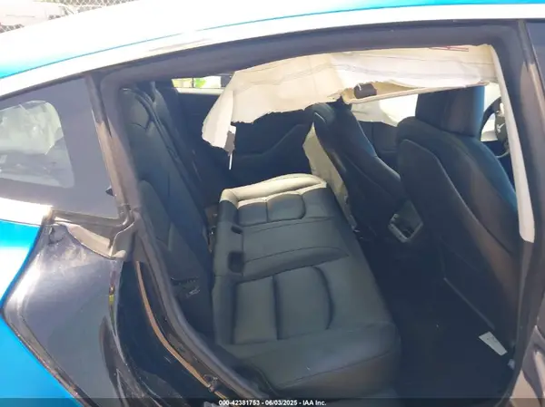5YJ3E1EB5KF208748 2019 TESLA MODEL 3 - Image 8