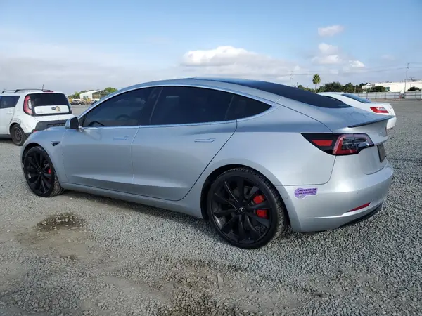 5YJ3E1EB5KF231026 2019 TESLA MODEL 3 - Image 2