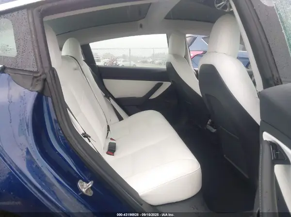 5YJ3E1EB5KF231687 2019 TESLA MODEL 3 - Image 8