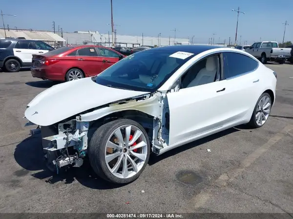 5YJ3E1EB5KF231768 2019 TESLA MODEL 3 - Image 2
