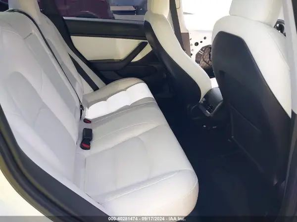 5YJ3E1EB5KF231768 2019 TESLA MODEL 3 - Image 8