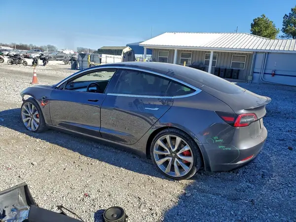 5YJ3E1EB5KF236680 2019 TESLA MODEL 3 - Image 2