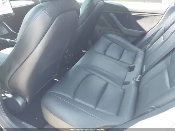 5YJ3E1EB5KF365132 2019 TESLA MODEL 3 - Image 8
