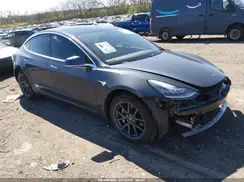 5YJ3E1EB5KF386546 2019 TESLA MODEL 3