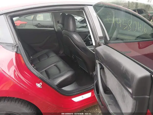 5YJ3E1EB5KF387101 2019 TESLA MODEL 3 - Image 8