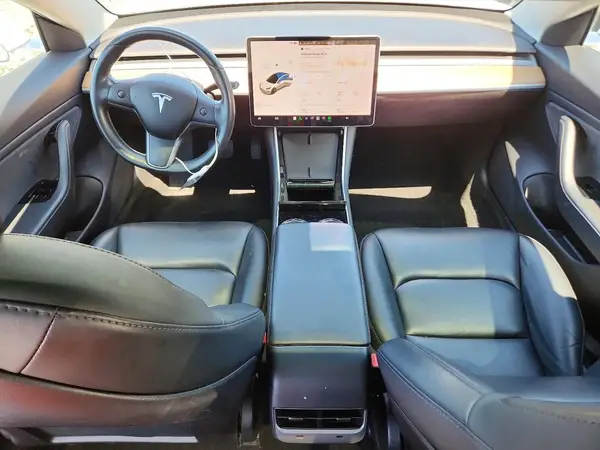 5YJ3E1EB5KF387955 2019 TESLA MODEL 3 - Image 8