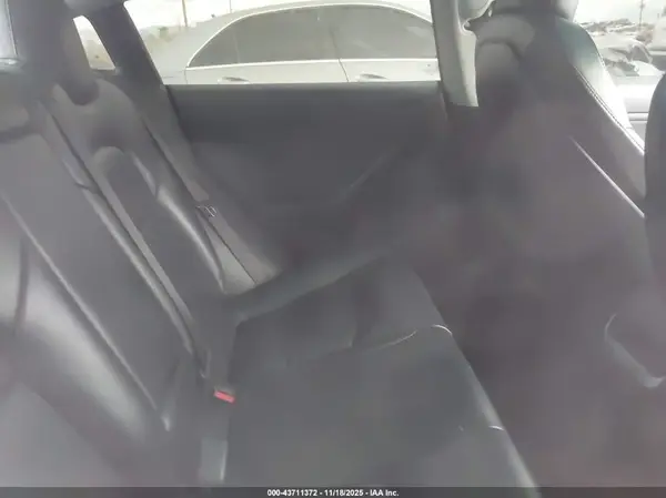 5YJ3E1EB5KF390175 2019 TESLA MODEL 3 - Image 8